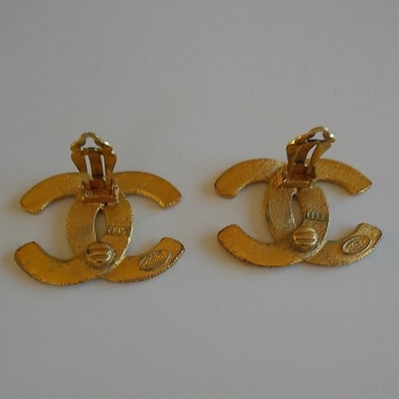 Chanel Earrings - Picture 5 of 7